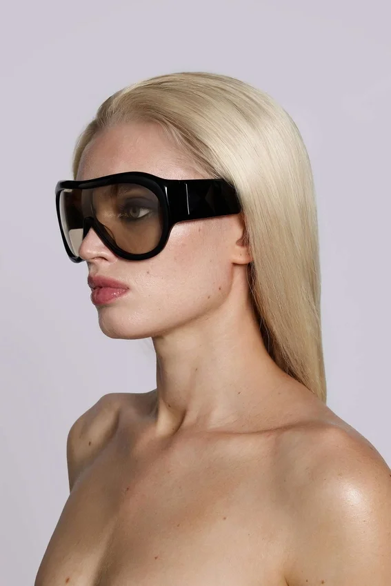 Noctra XL Stud Sunglasses in Amber